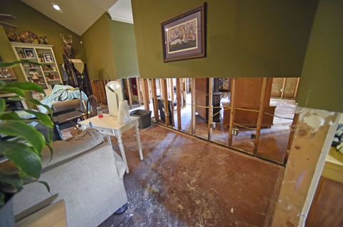 Water Damage From a Pipe Lead Plumbing Preventive Maintenance in Miami